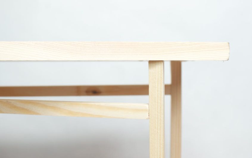 Meble z pamięcią temperatury – ukryte PCM w stolikach i szafkach stabilizują klimat wnętrz